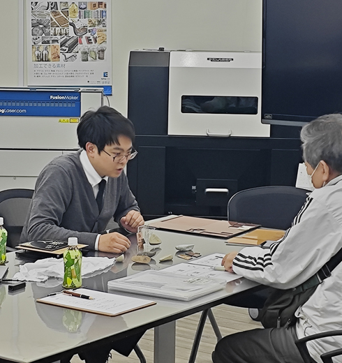 ショールーム・商談風景